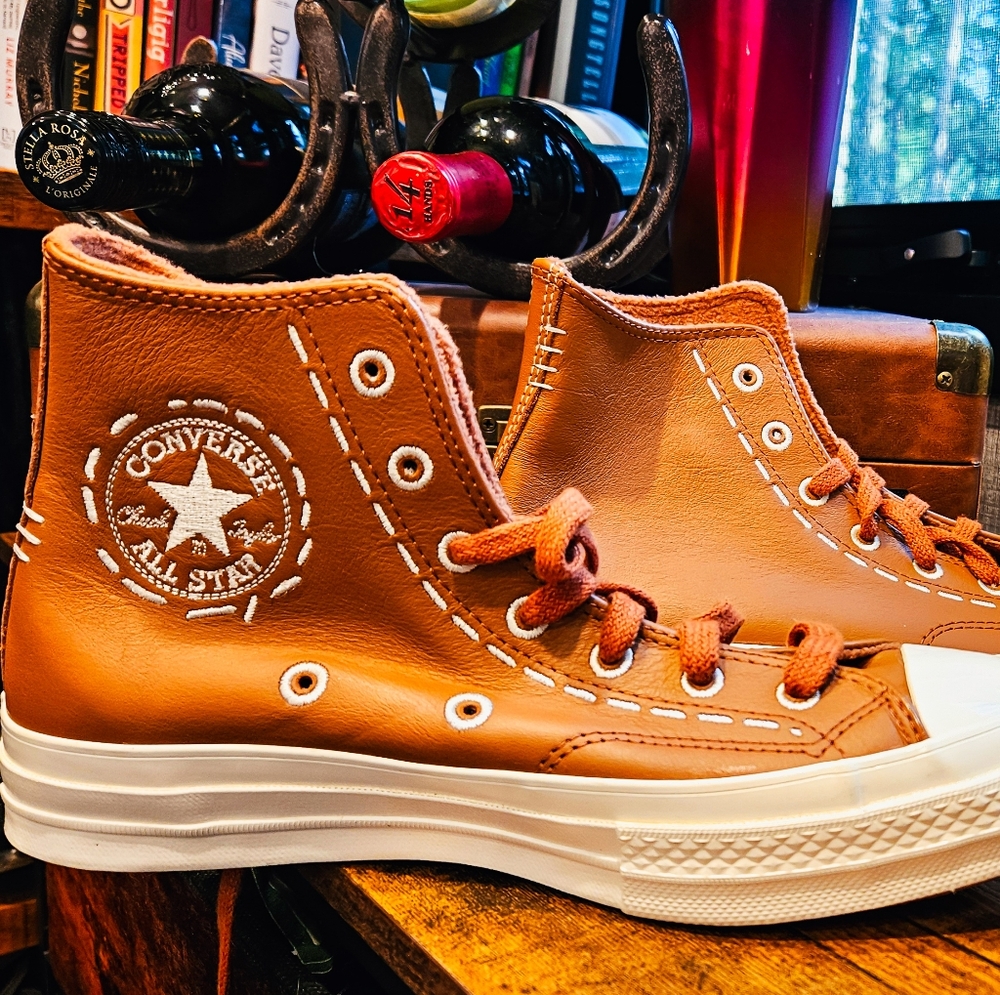 Converse High-Top Leather Sneakers - Tan